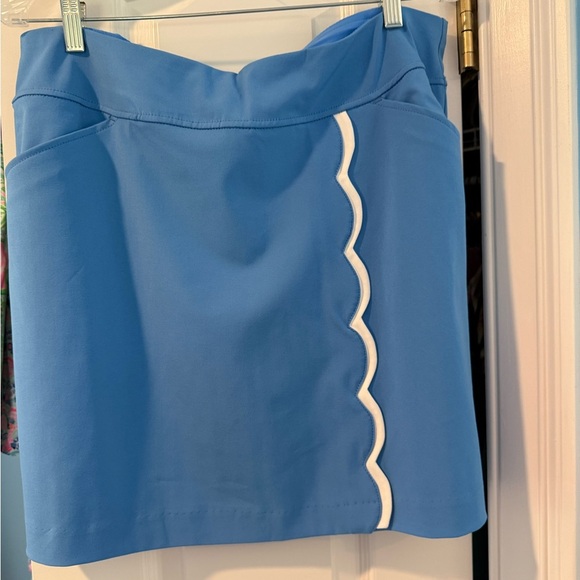 Lilly Pulitzer Blue Skort Size 14 EUC - Picture 1 of 4